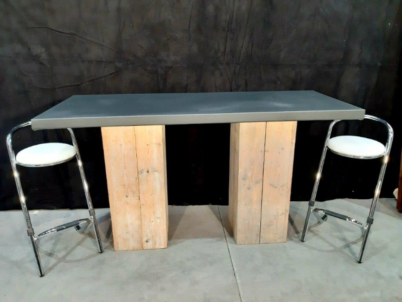 Statafel steigerhout met leren blad antraciet 200x80x110 Statafel steigerhout met leren blad antraciet 200x80x110
